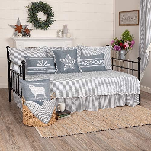 VHC Brands Farmhouse Daybed Quilt Set in Blue
