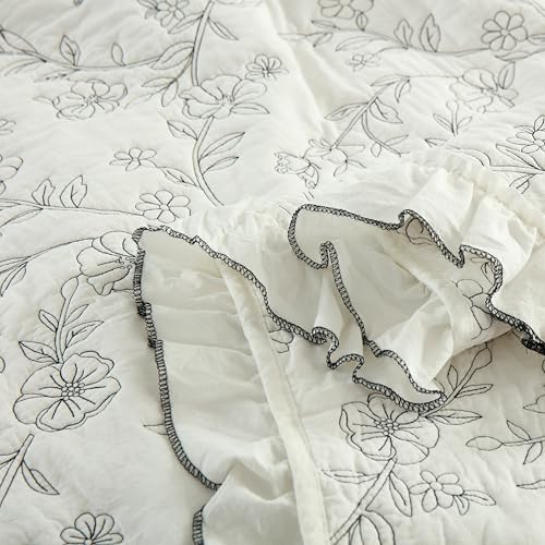 MarCielo 3-Piece Cotton Quilt Set with Embroidery