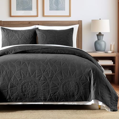 HORIMOTE HOME Queen Quilt Set - Black Microfiber Bedspread with 2 Shams