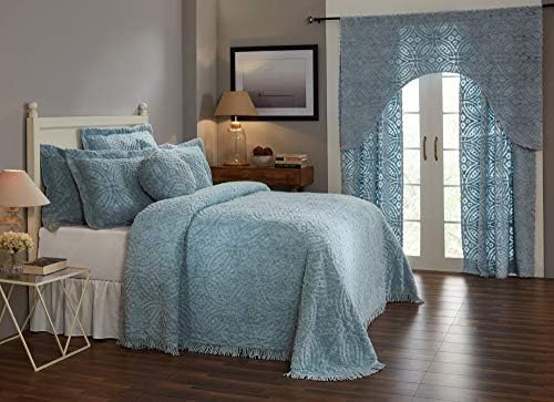 Better Trends 3-Piece Chenille Bedspread Set for Mom