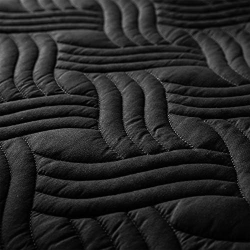 Whale Flotilla Twin XL Quilt Bedding Set Black with 1 Pillow Sham