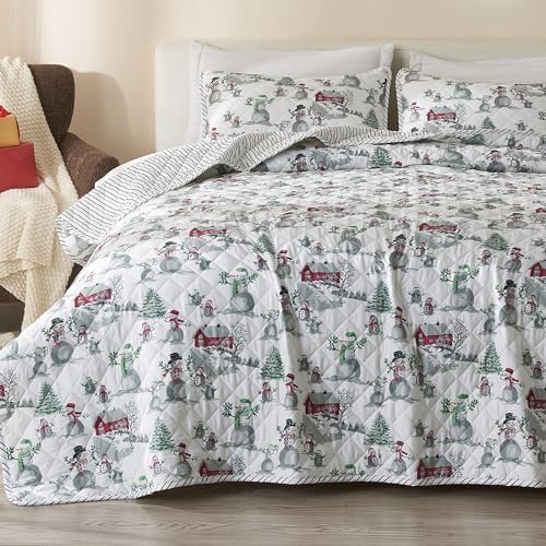 Great Bay Home King Christmas Quilt Set with Shams