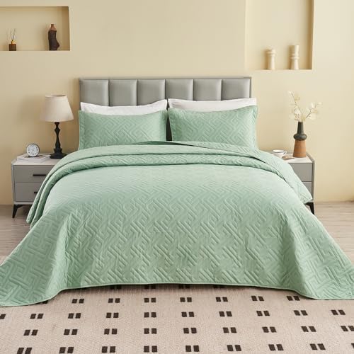 Oversized King Bedspread 128x120 Green Quilted Reversible Comforter Set