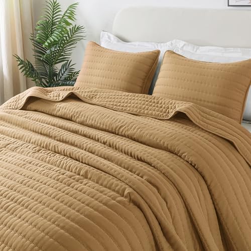 ROARINGWILD Pumpkin Yellow Twin Quilt Set with Pillow Sham 1