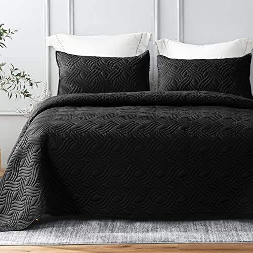 Whale Flotilla Twin XL Quilt Bedding Set Black with 1 Pillow Sham