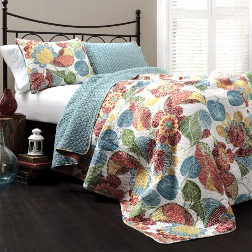Lush Decor Layla Quilt Floral Leaf Print King Set