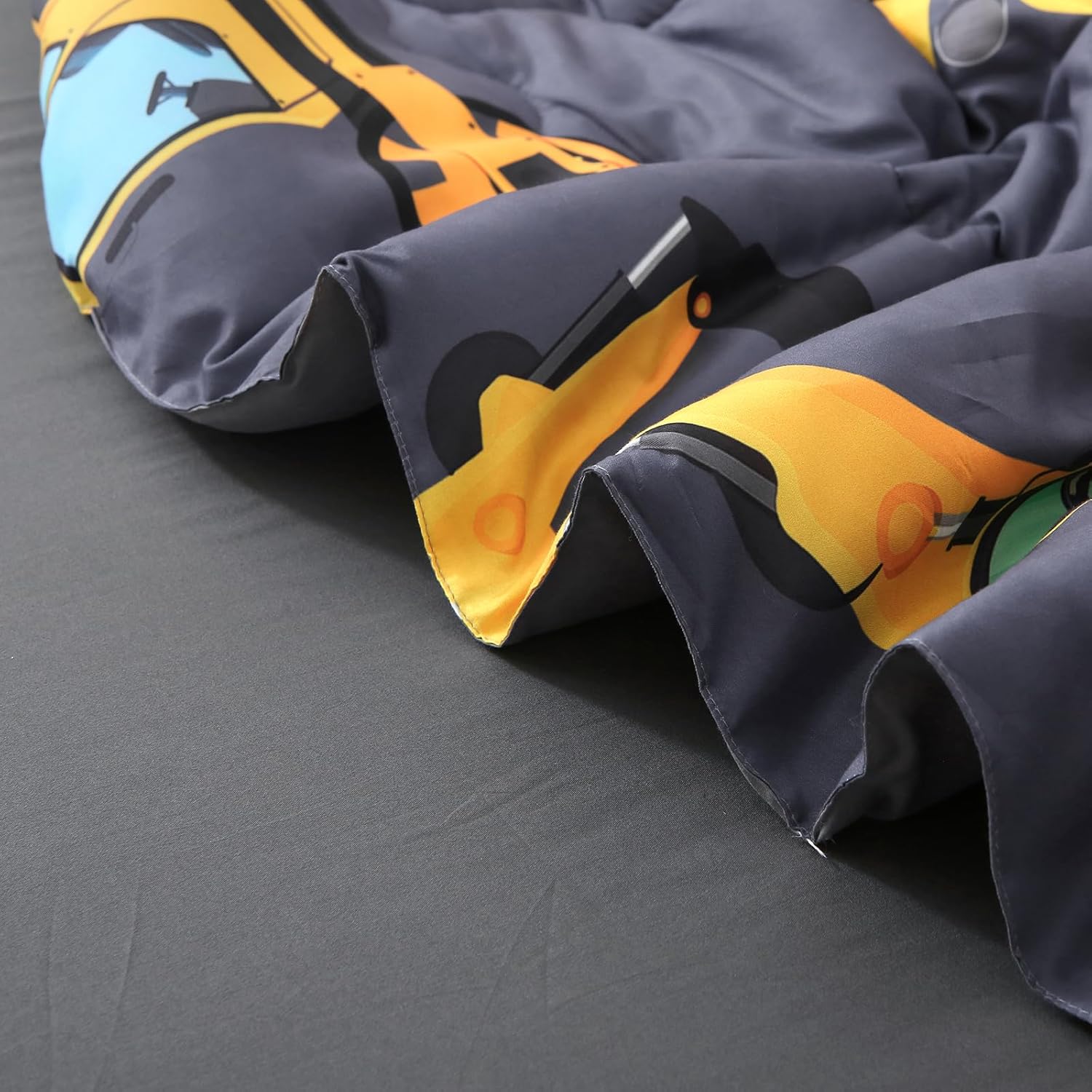 Wajade 7 Piece Construction Truck Kids Comforter Set Twin Size