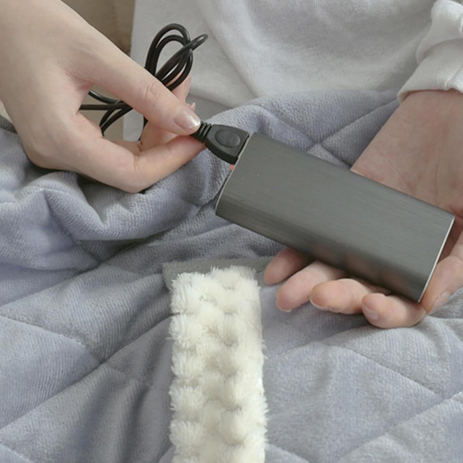 Rechargeable Heated Blanket with USB Charging and Hand Pocket