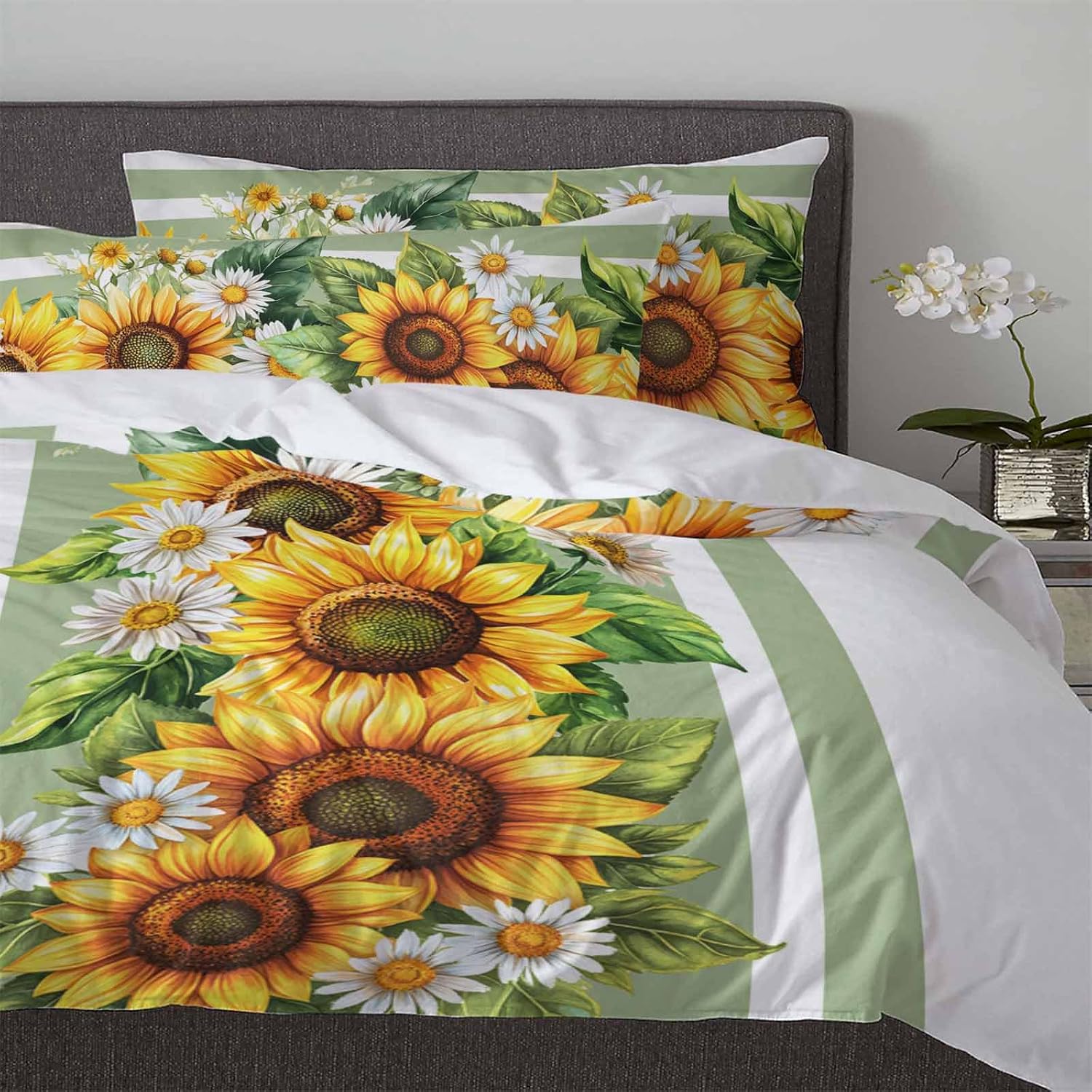 3 Piece Queen Bedding Set with Sunflower Duvet Cover and Pillowcases