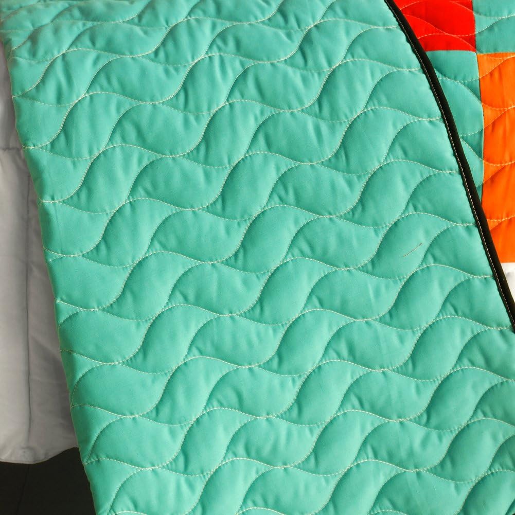 Onitiva Kaleidoscope 3PC Vermicelli Quilt Set
