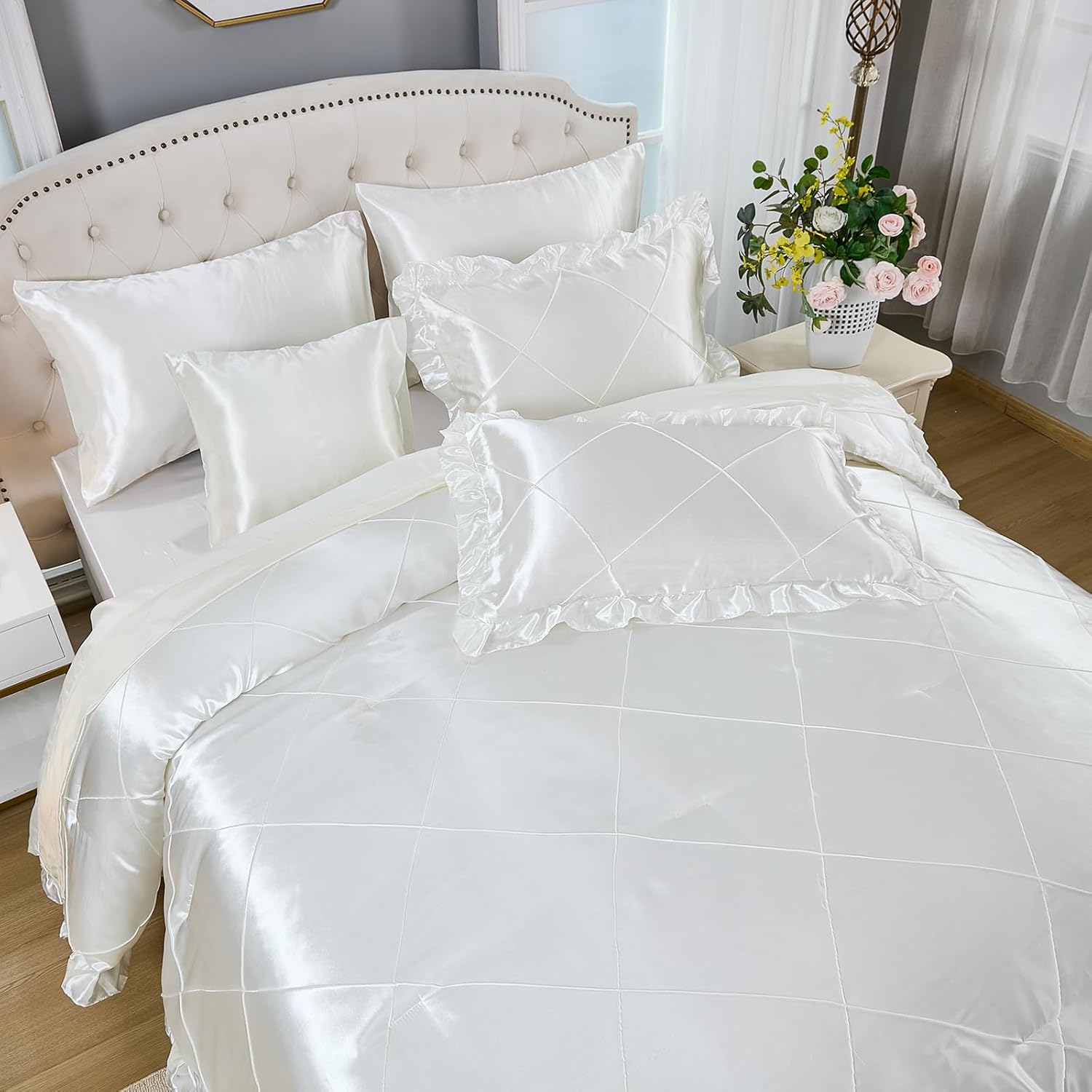 KING COMFORTER SET with SILK-LIKE SHEET SET