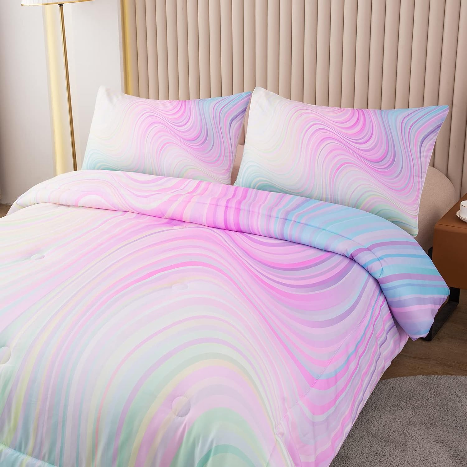 Bodhi Girls Queen Comforter Set with Pillowcases 1