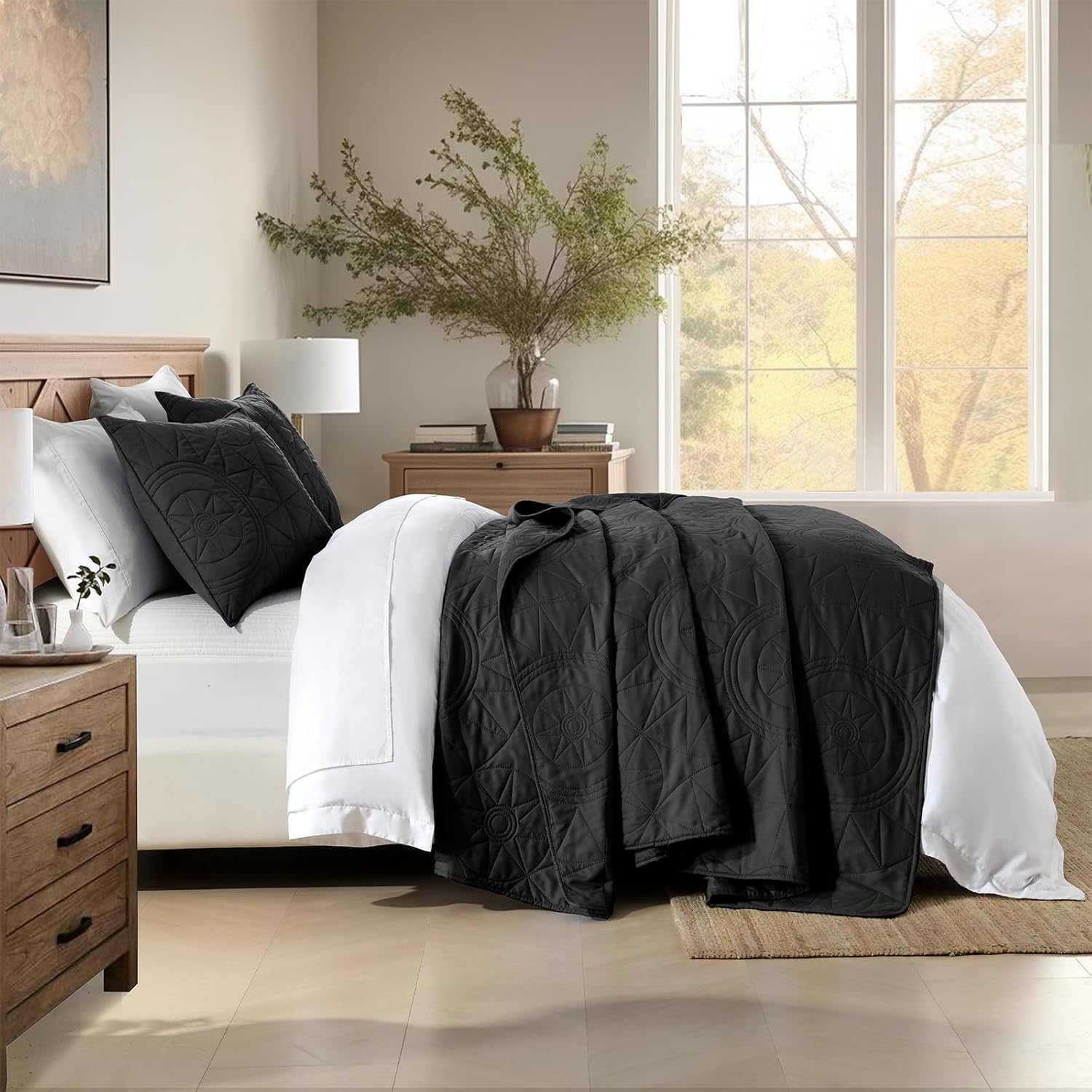 HORIMOTE HOME Queen Quilt Set - Black Microfiber Bedspread with 2 Shams