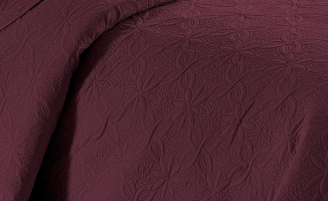 Fancy Linen King Coverlet Set with Floral Pattern