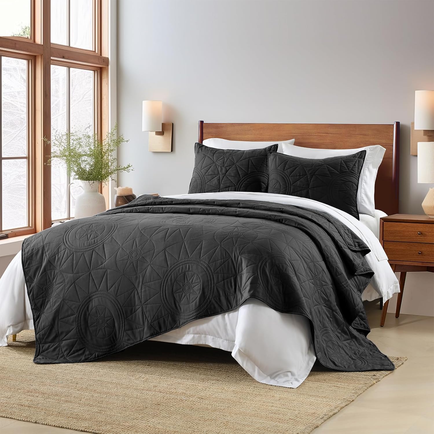 HORIMOTE HOME Queen Quilt Set - Black Microfiber Bedspread with 2 Shams