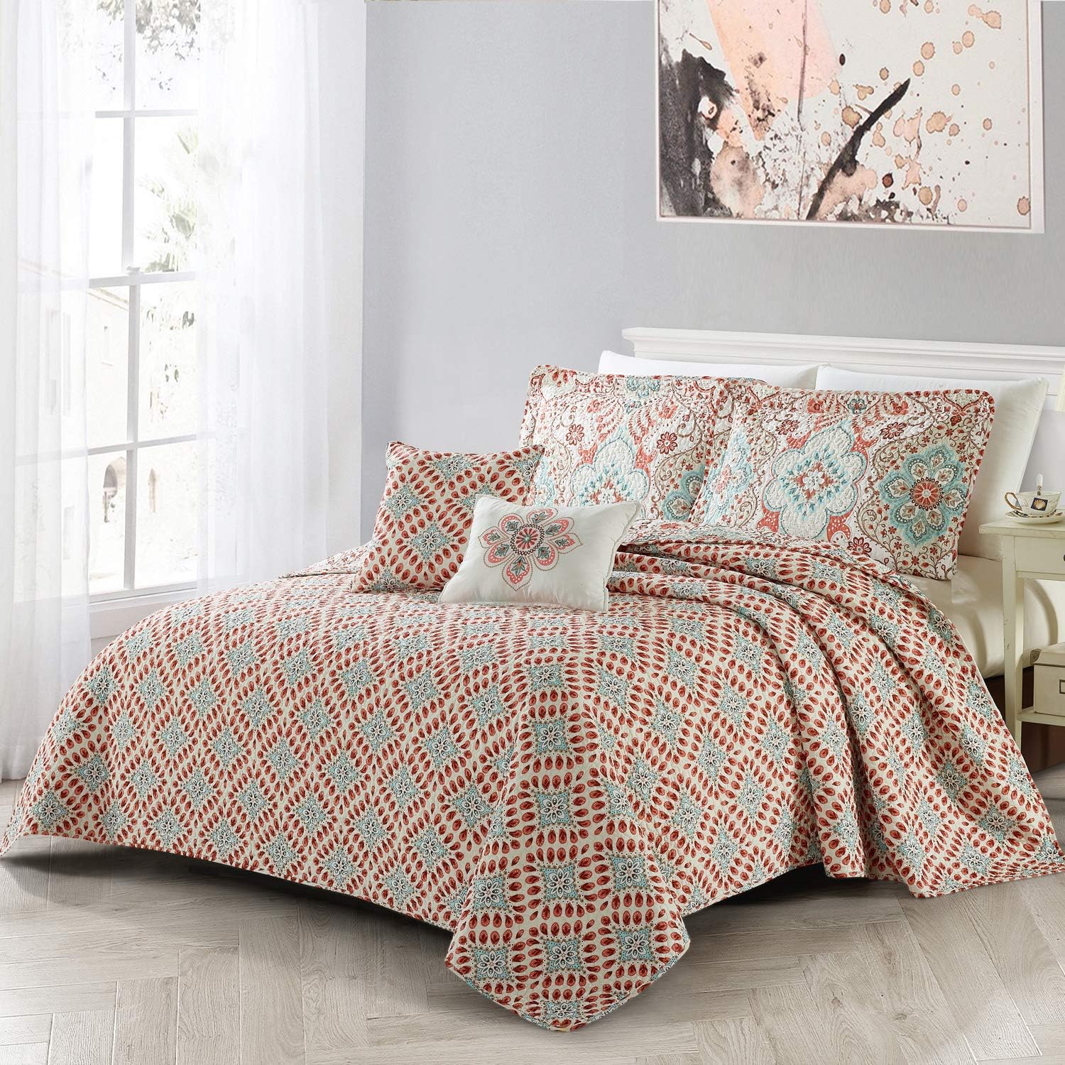 Bennington Damask Printed Microfiber Quilt Set Queen 90x90 5 Piece with Shams Pillows