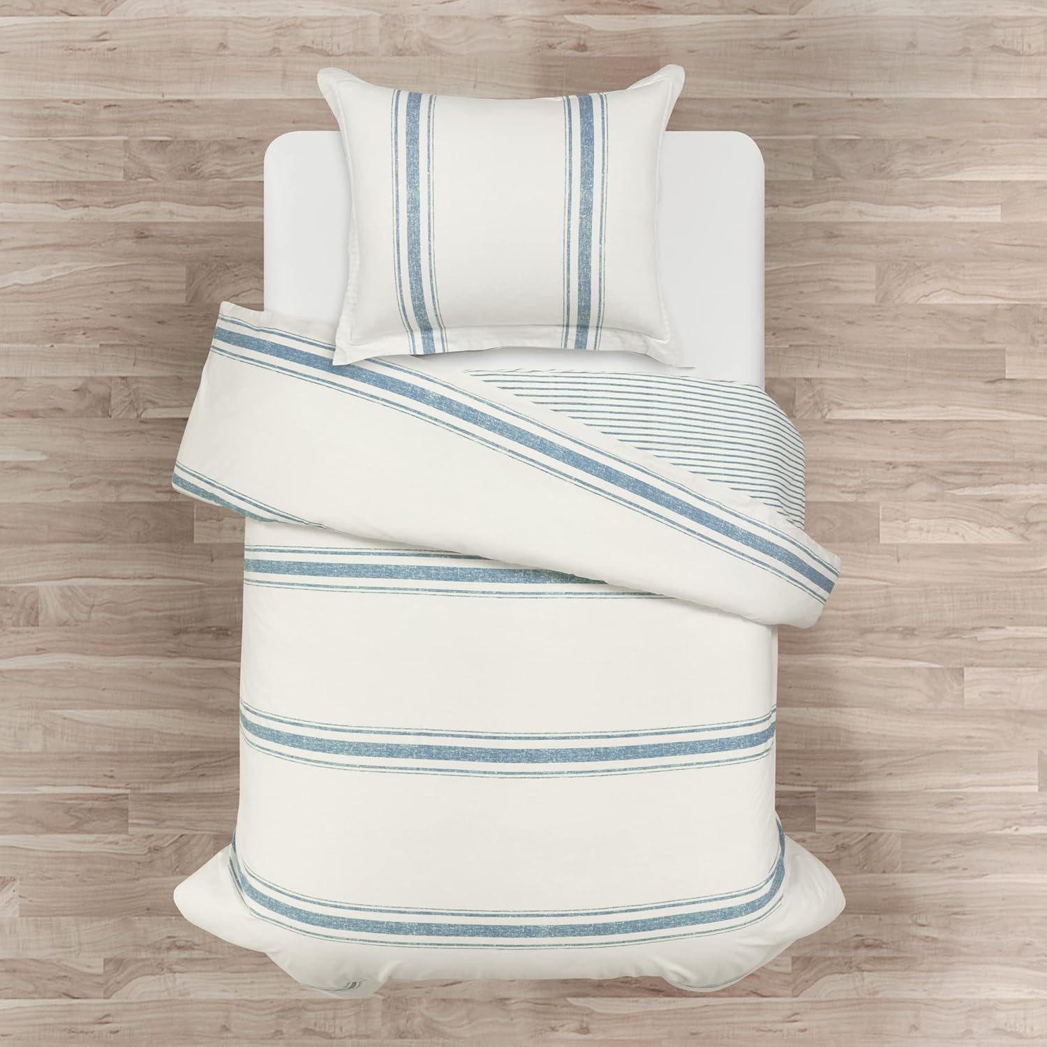 Lush Decor Farmhouse Stripe Reversible Cotton Duvet Cover Set 1