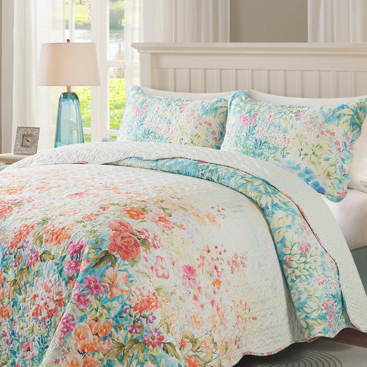 Travan Bedding Set - King Quilt Set with 2 Shams Dream Garden-Champagne