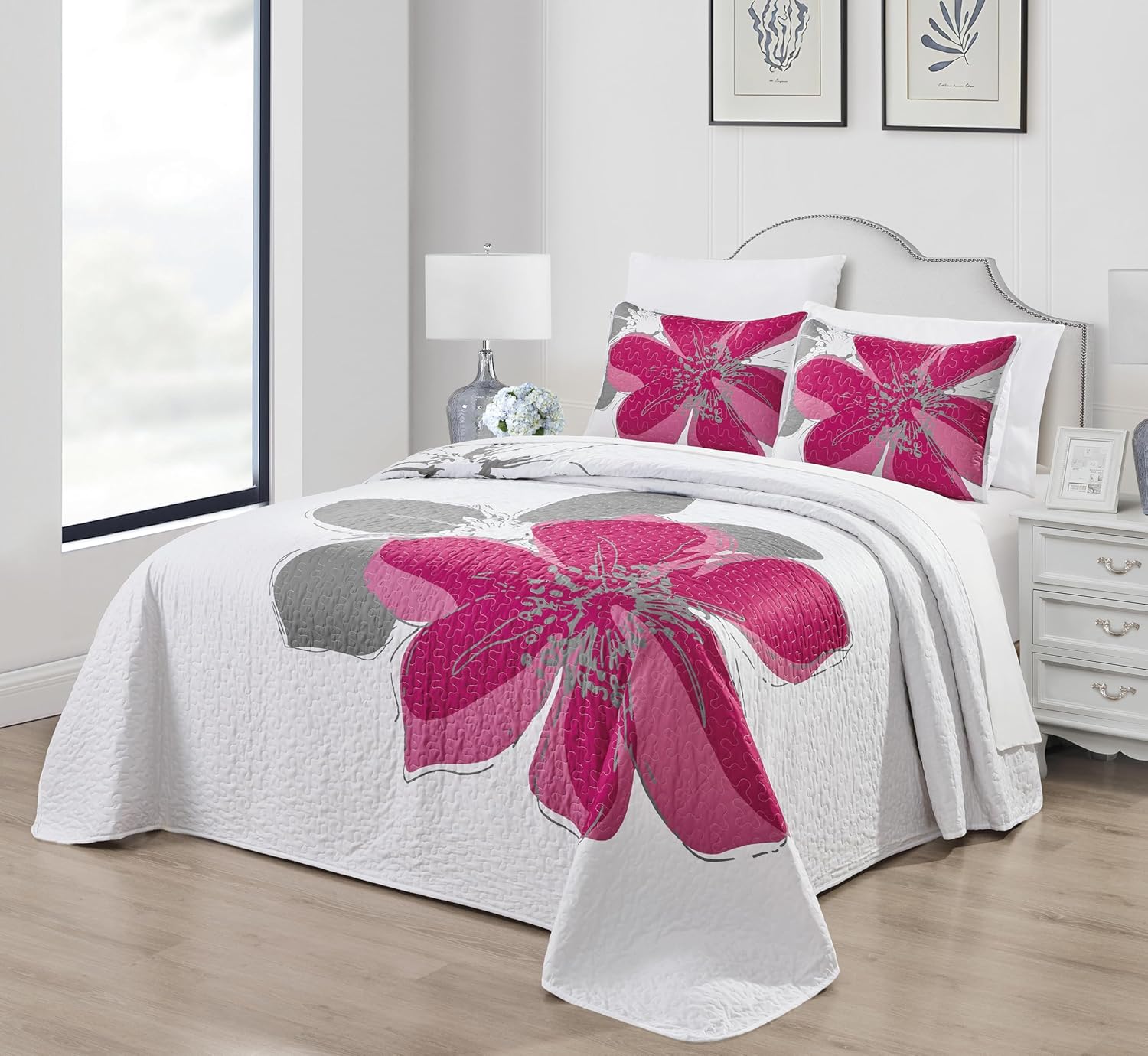 Grand Linen 3-Piece Hibiscus Quilt Set Cal King Size 1