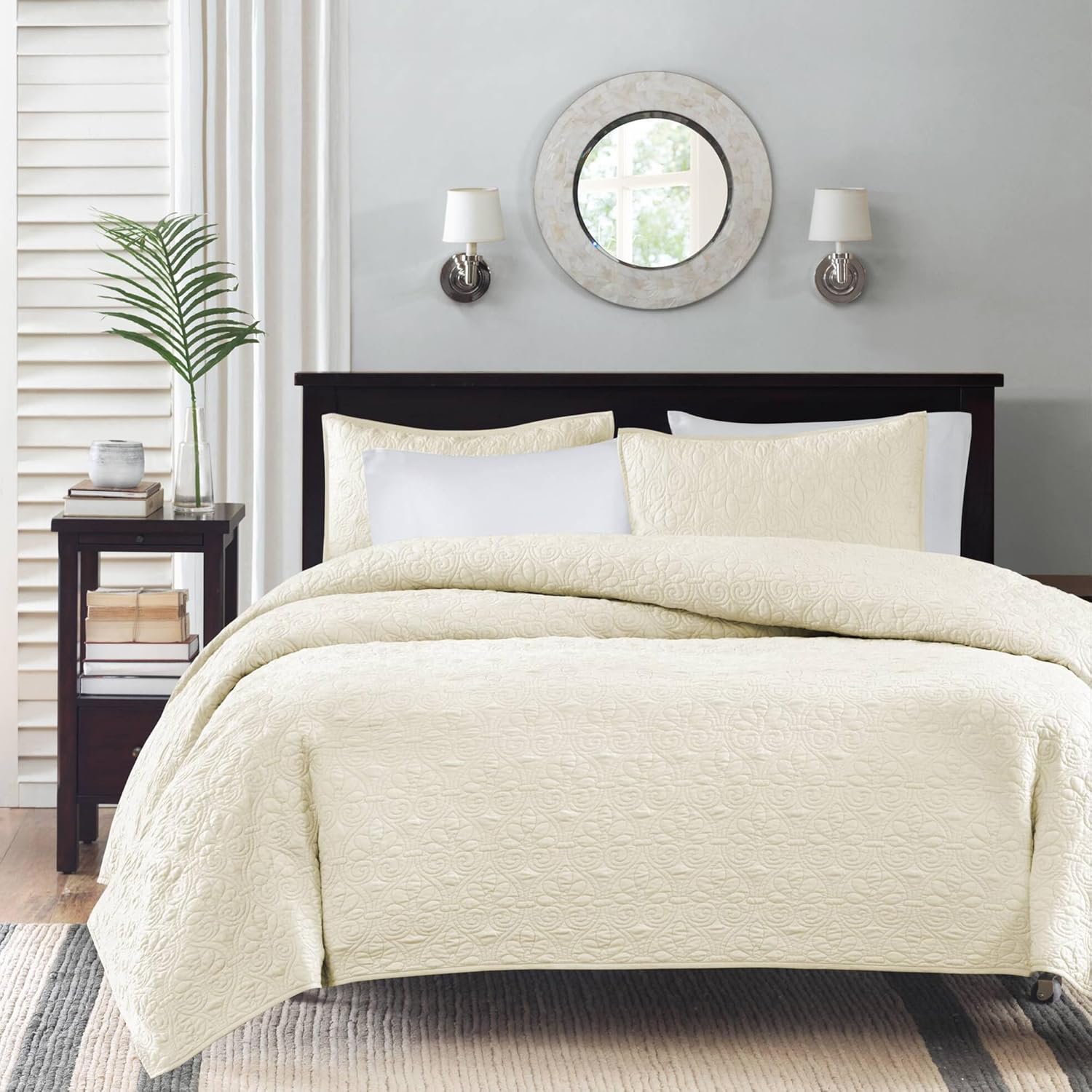 Madison Park Quebec Quilt Set - 2 Piece Cream Damask