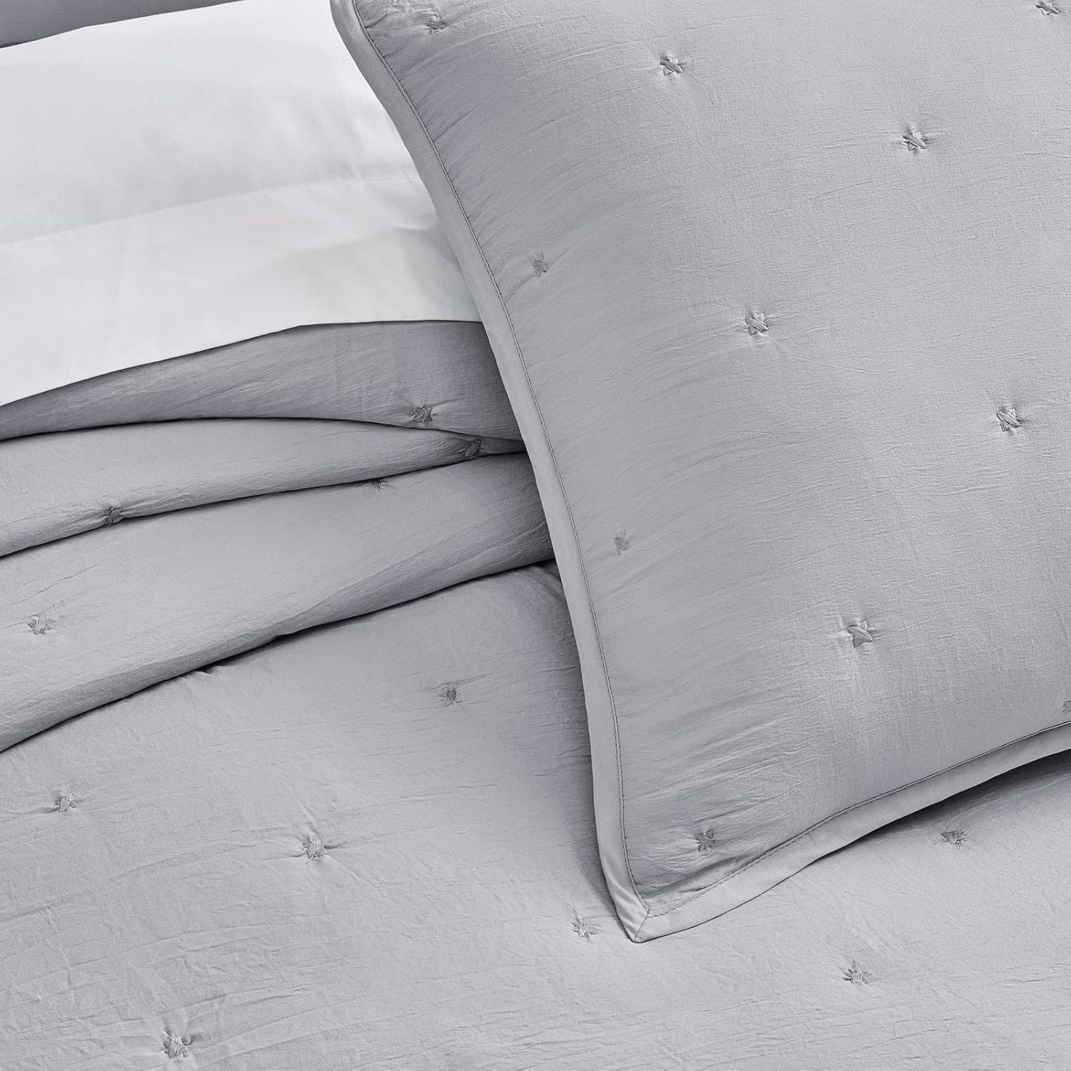 BOURINA 3-Piece Oversized King Quilt Set with Star Embroidery 1