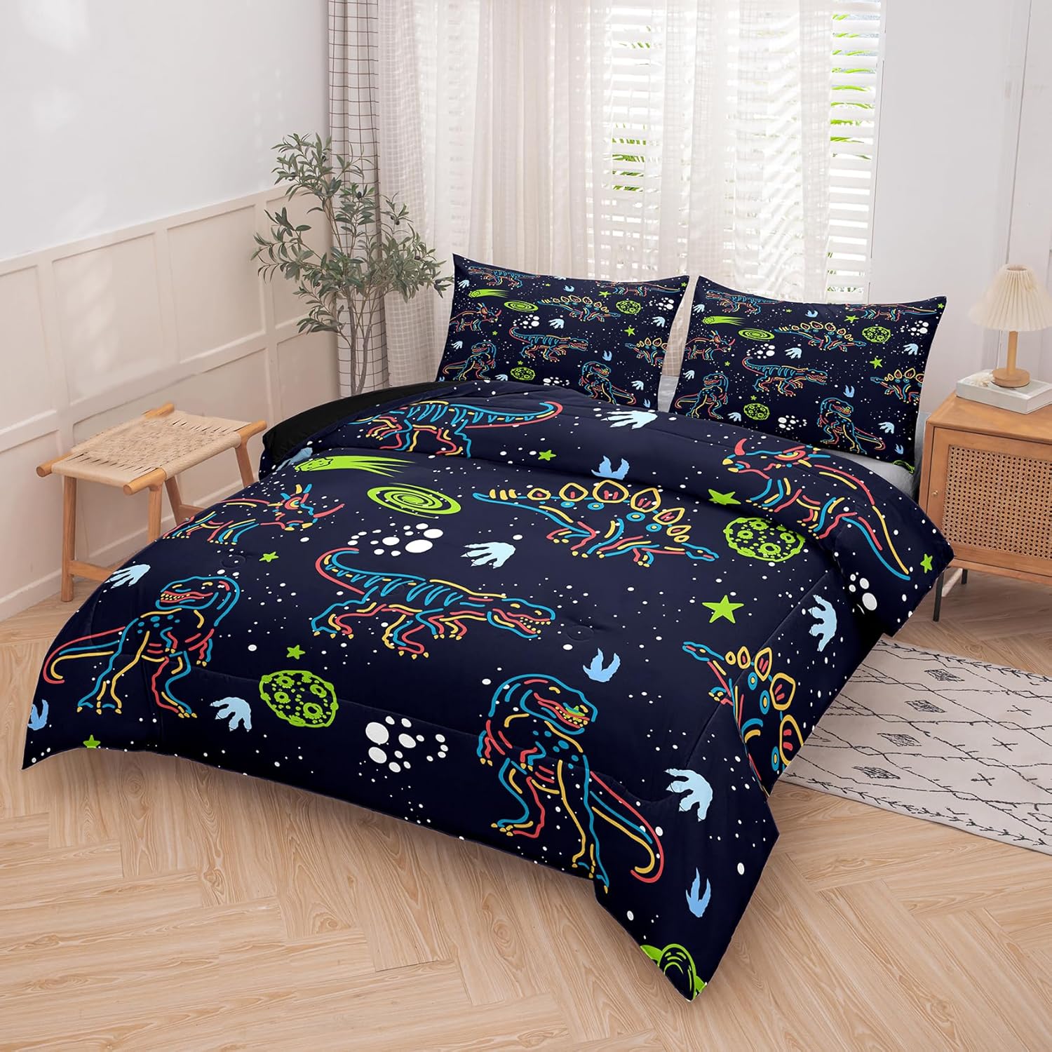 NINENINE Dinosaur Comforter Set for Kids 1