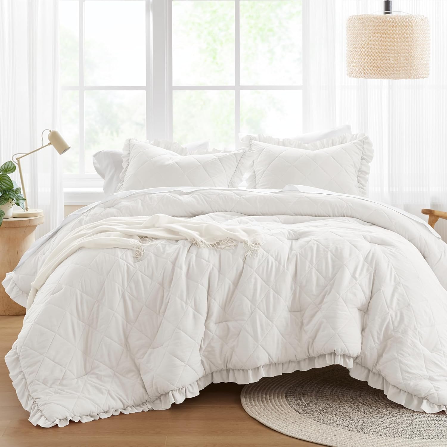 Comfort Spaces Twin Comforter Set with Ruffle
