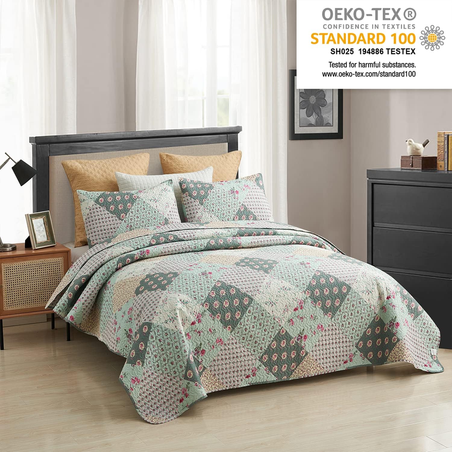 MERRY HOME Quilt Set with 2 Pillow Shams - Floral Plaid Queen Bedding