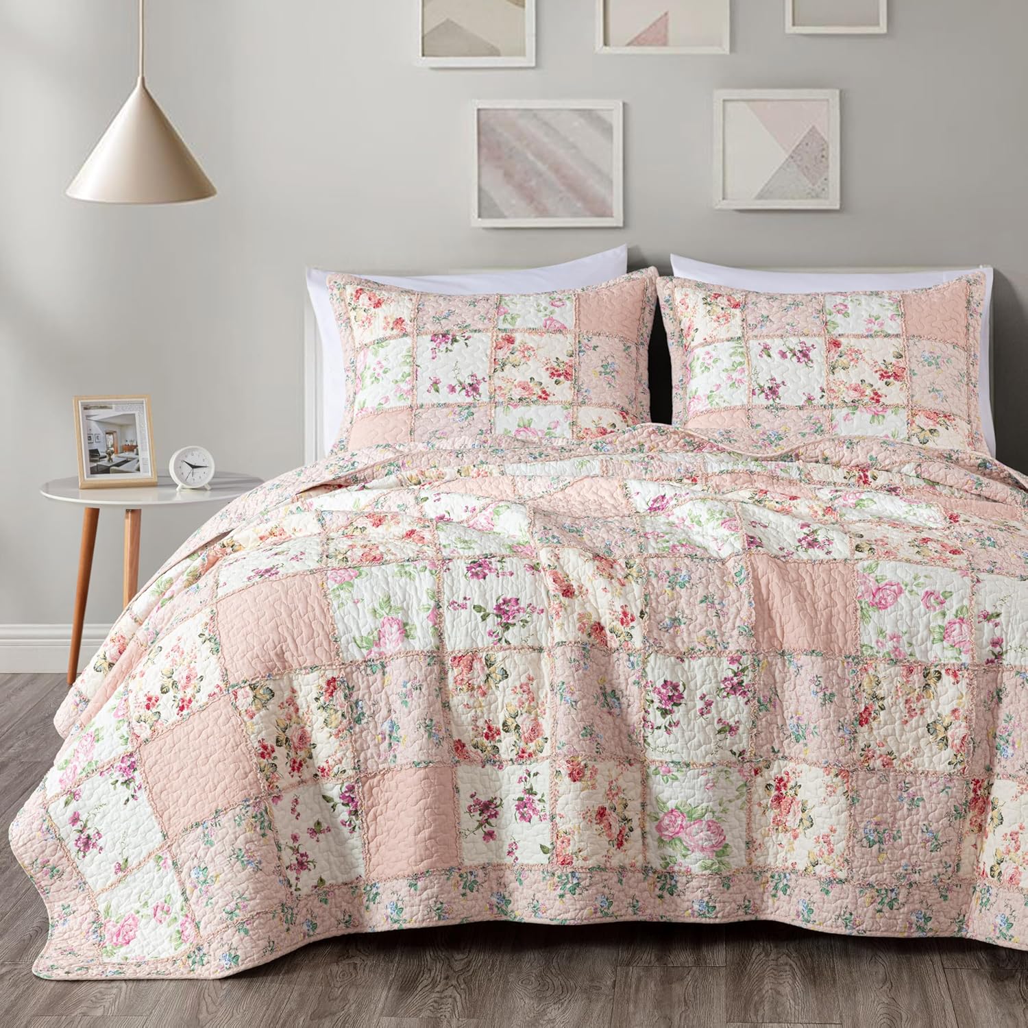 Chezmoi Abbi 3-Piece Pink Shabby Chic Quilt Set