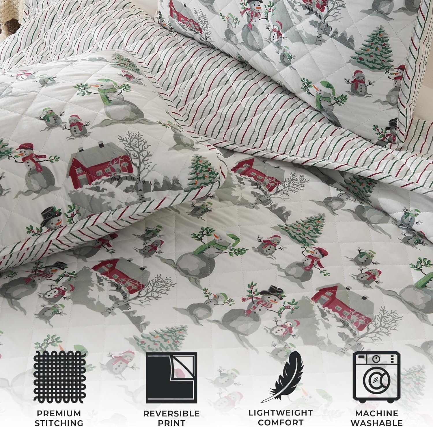 Great Bay Home King Christmas Quilt Set with Shams