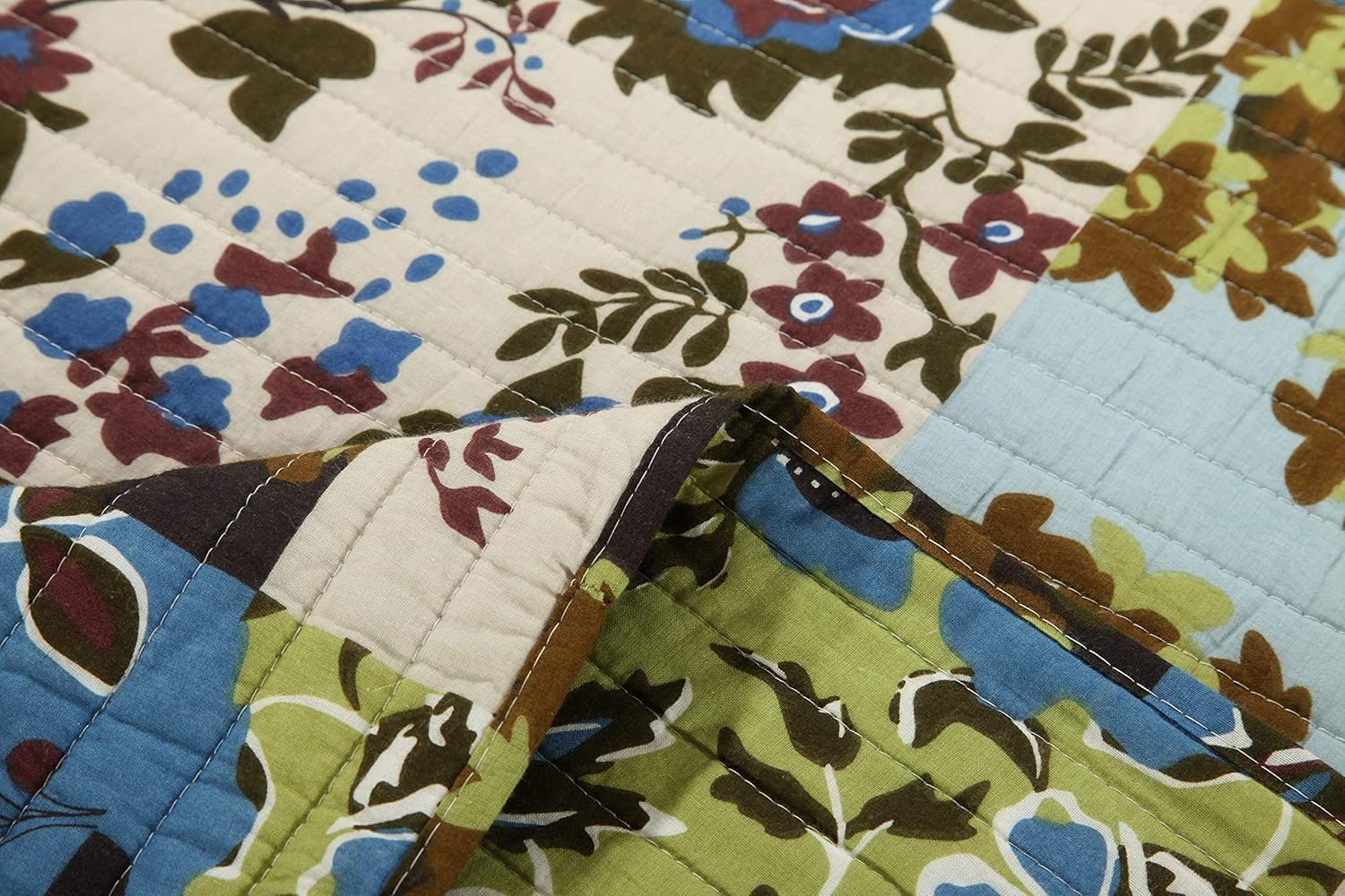 Tache Queen Quilt Set with Shams - Lost Forest