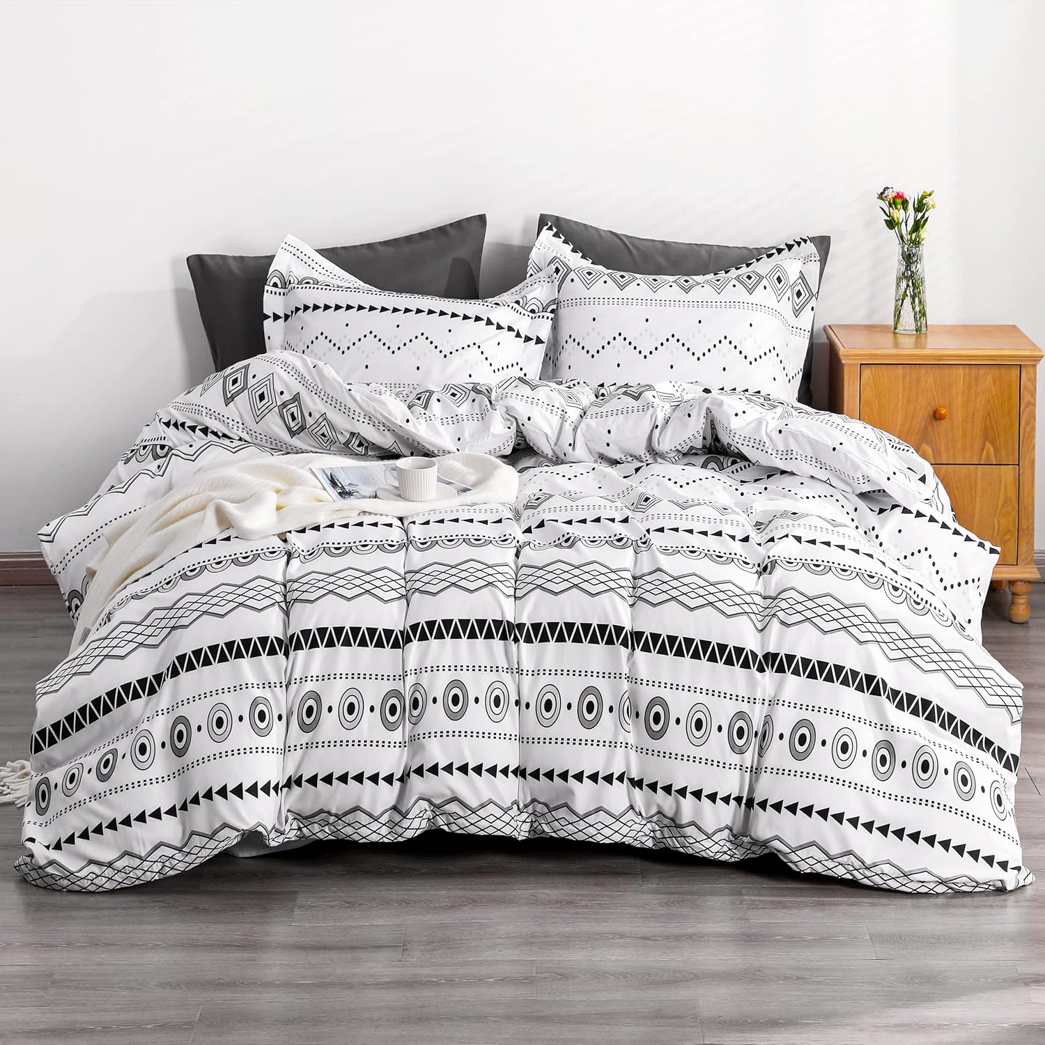 NTBAY 2 Pieces Microfiber Duvet Cover Set for Kids