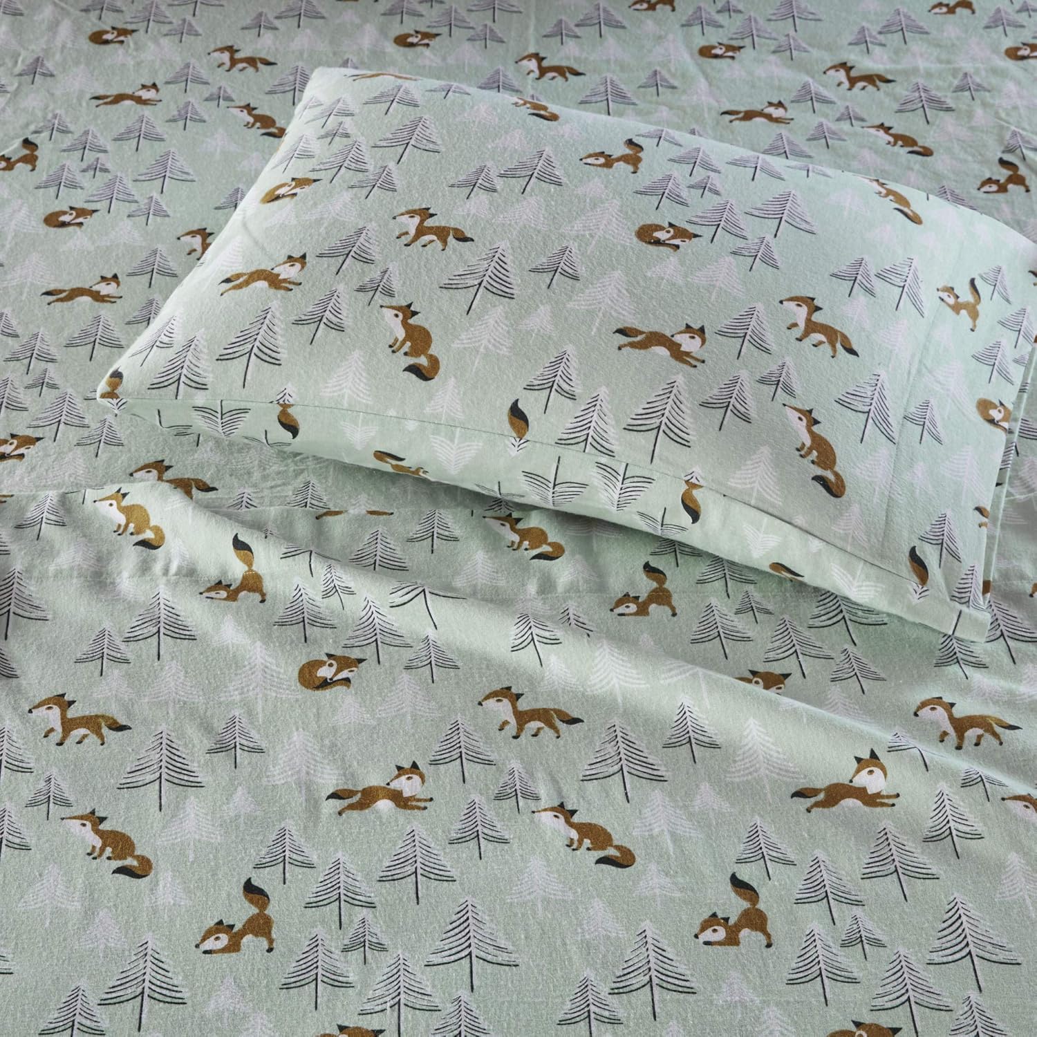Intelligent Design Flannel Sheet Set with Animal Prints Twin XL 3 Piece