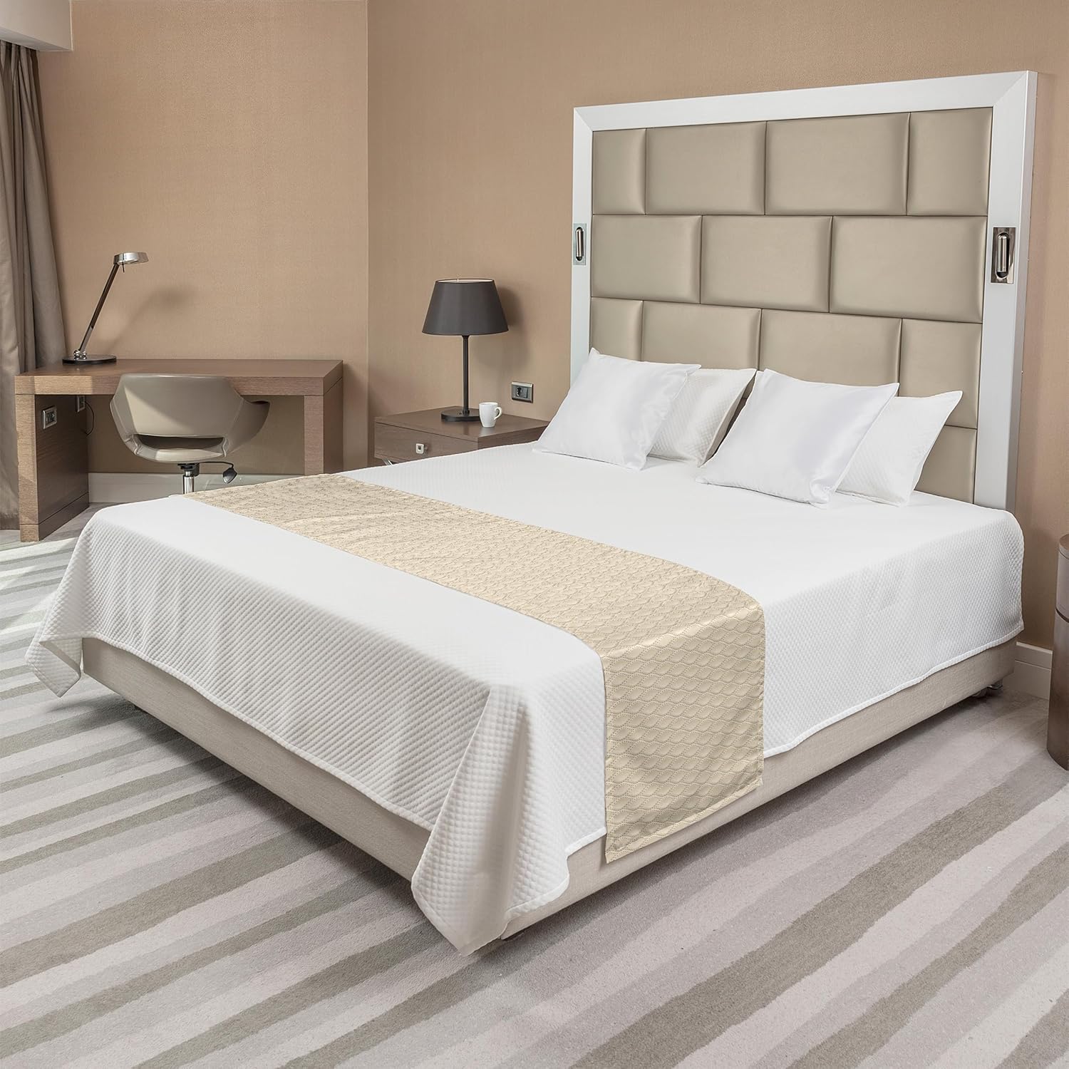 Ambesonne Queen Bed Runner with Droplet Dots