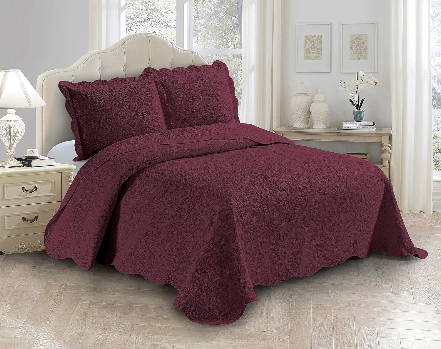 Fancy Linen King Coverlet Set with Floral Pattern