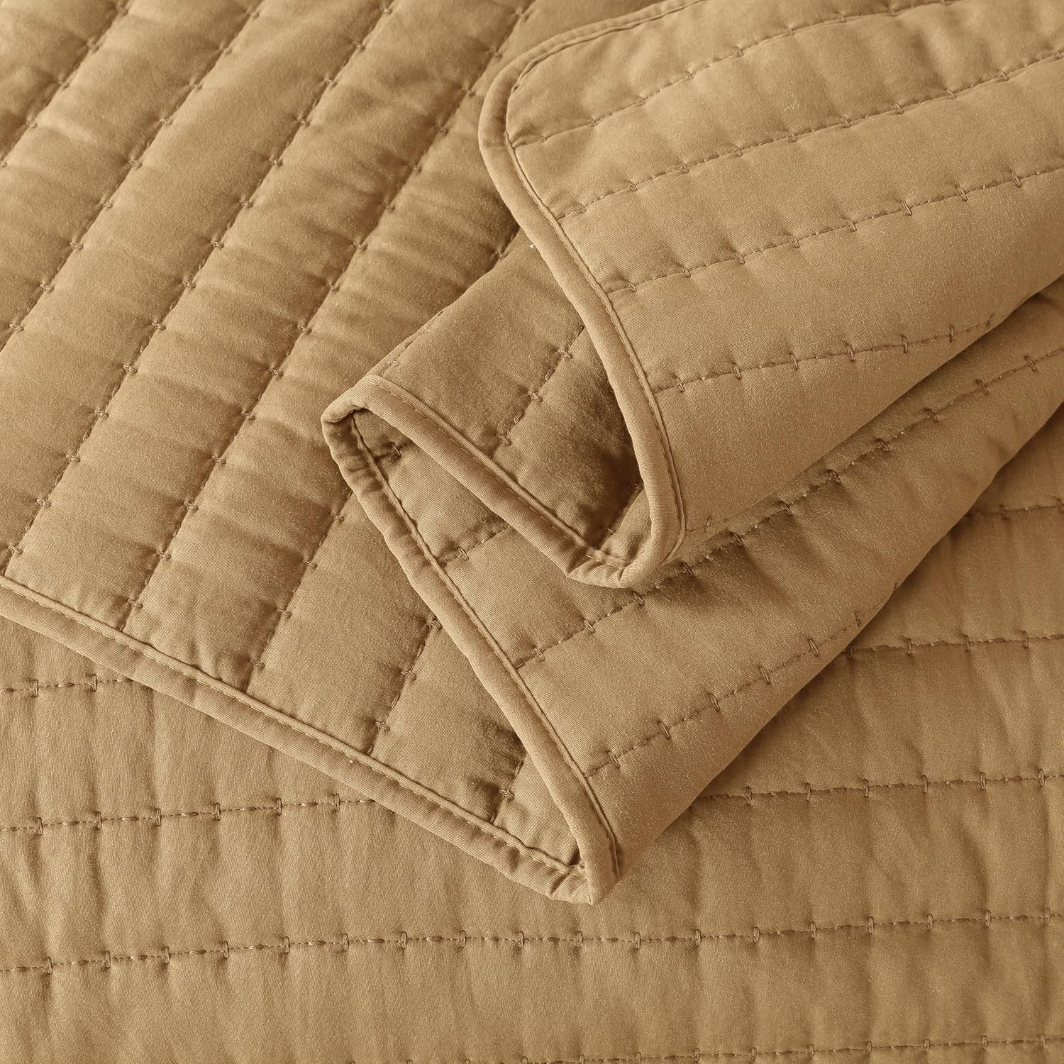 ROARINGWILD Pumpkin Yellow Twin Quilt Set with Pillow Sham 1