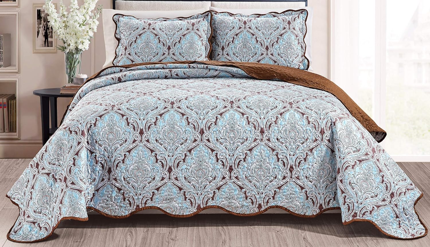 Grand Linen 3-Piece Wave Edged Quilt Set Cal King Size