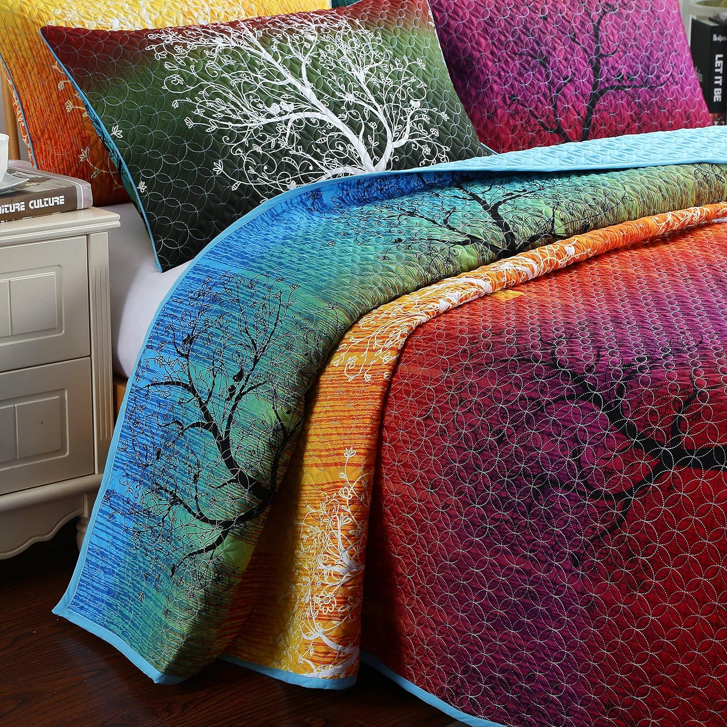 Swanson Beddings Rainbow Tree Quilt Set Queen 1